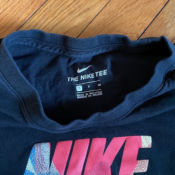 Men’s Nike Black Graphic Tee Size Small - Picture 3 of 5